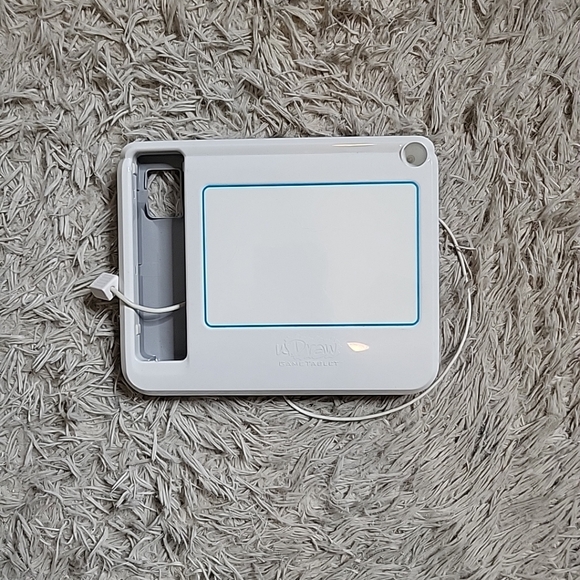 uDraw Game Tablet Accessory Piece for Wii Game Console Family Fun Activities - Picture 1 of 8